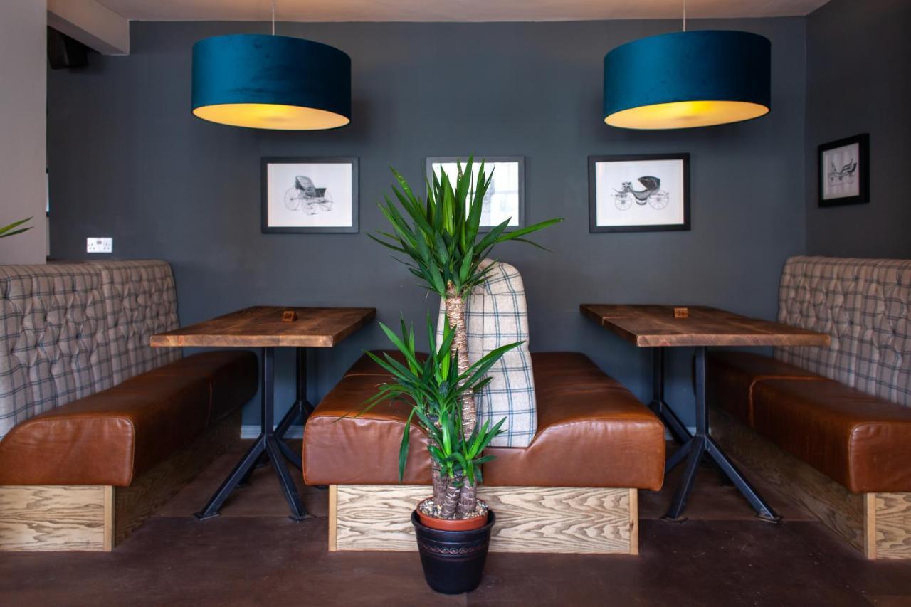 Coach House Inn Dorchester Bagian luar foto