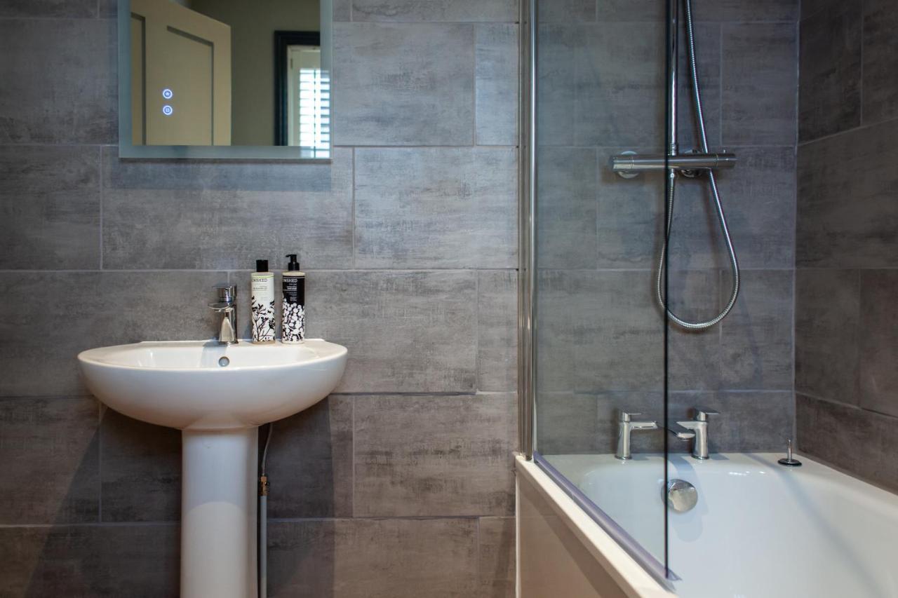 Coach House Inn Dorchester Bagian luar foto