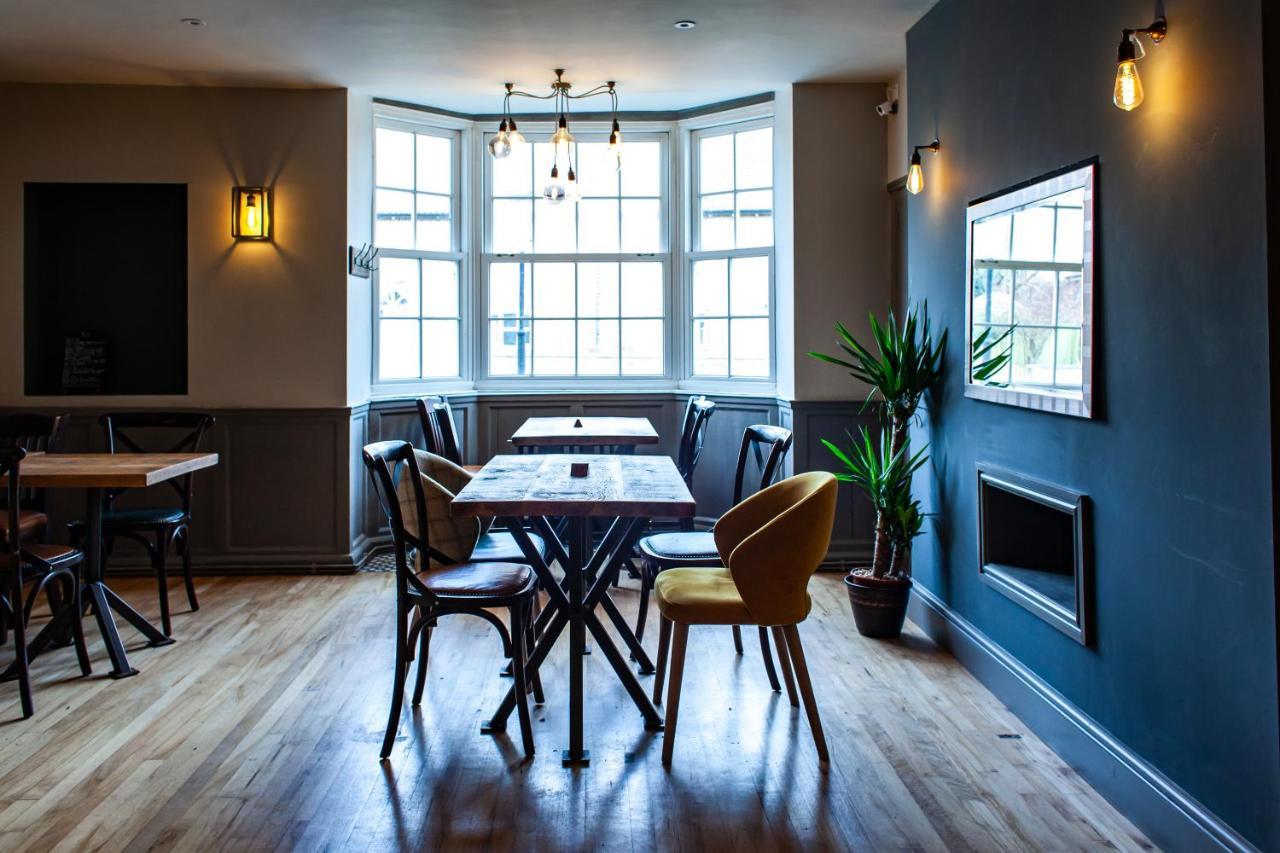 Coach House Inn Dorchester Bagian luar foto