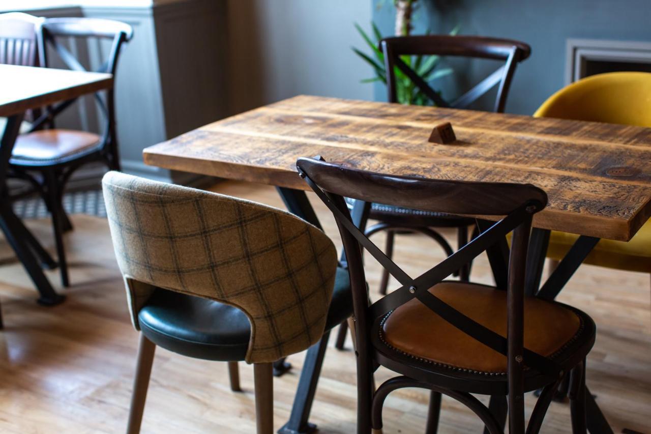 Coach House Inn Dorchester Bagian luar foto
